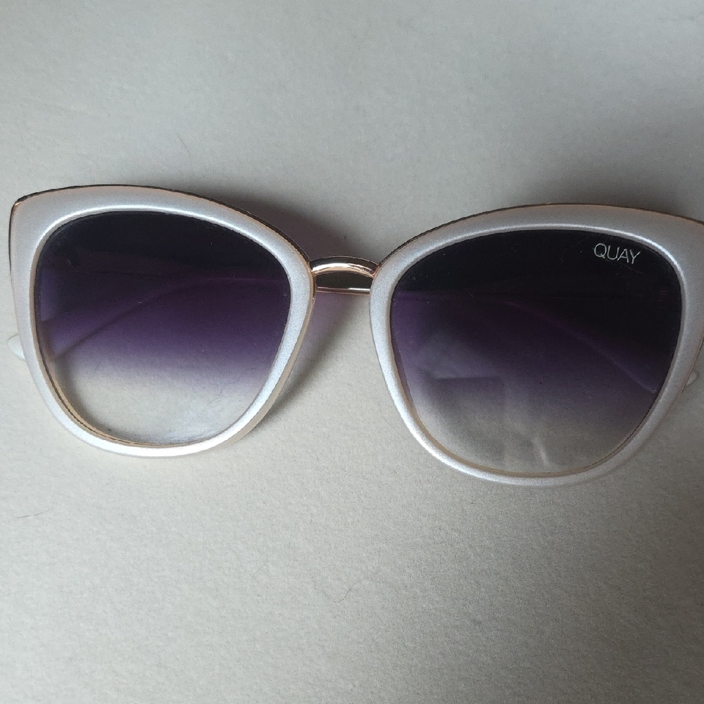 Quay Australia Women's Sunglasses with Purple Gradient Lenses